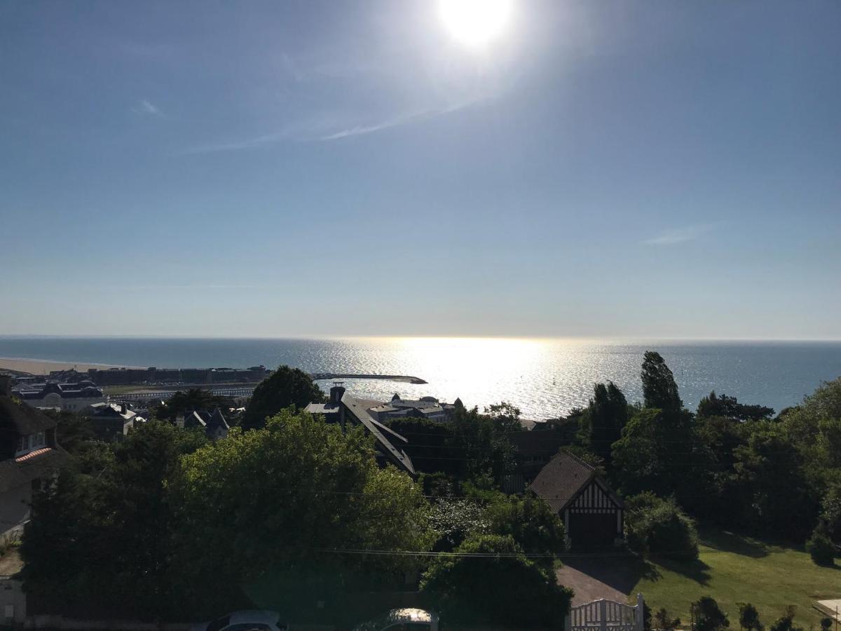 Appartement Avec Vue Imprenable Sur La Mer Trouville-sur-Mer Exterior foto